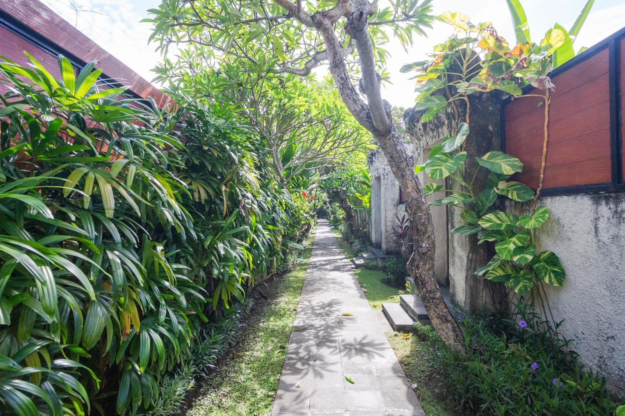 The Awan Villas - Chse Certified Seminyak Exteriör bild