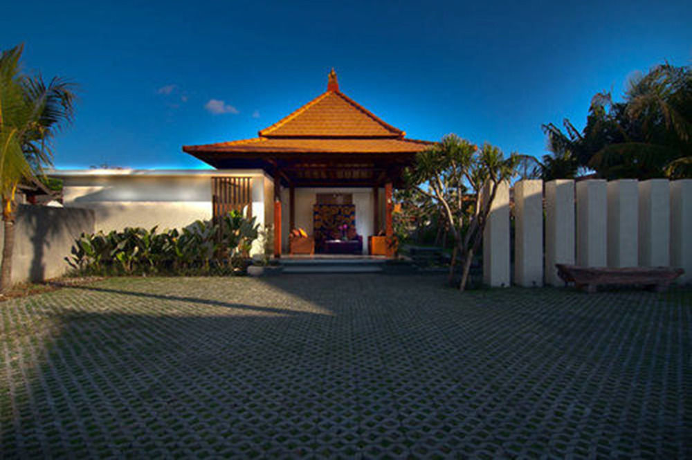 The Awan Villas - Chse Certified Seminyak Exteriör bild
