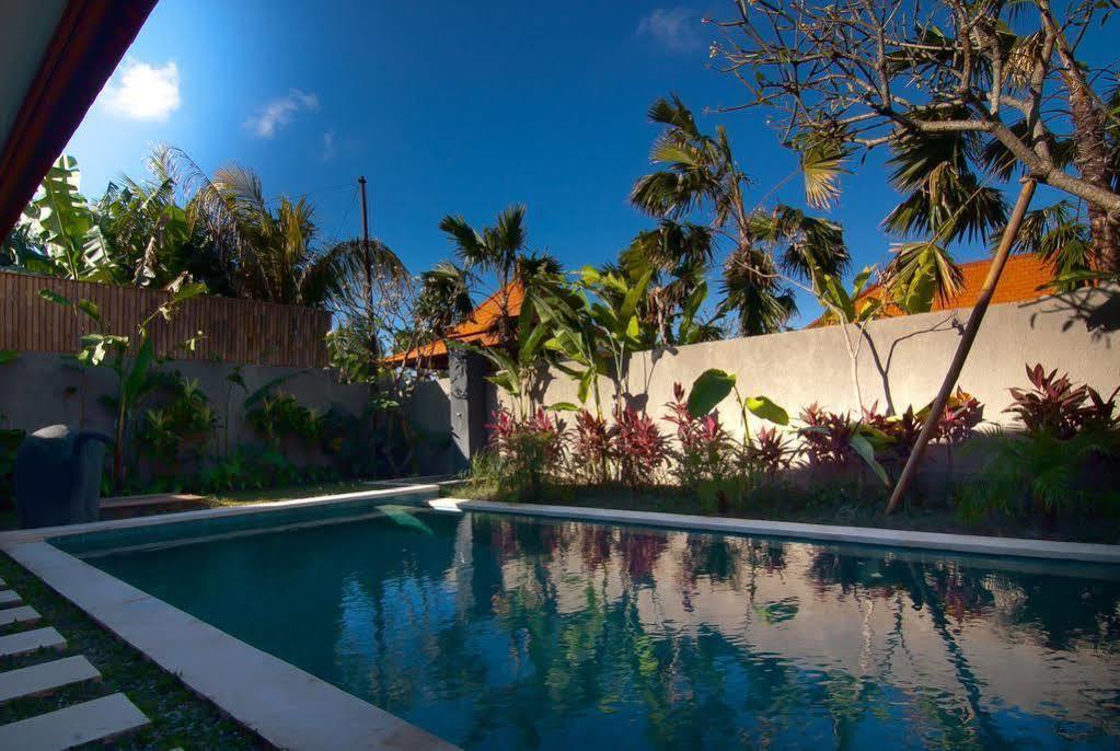 The Awan Villas - Chse Certified Seminyak Exteriör bild